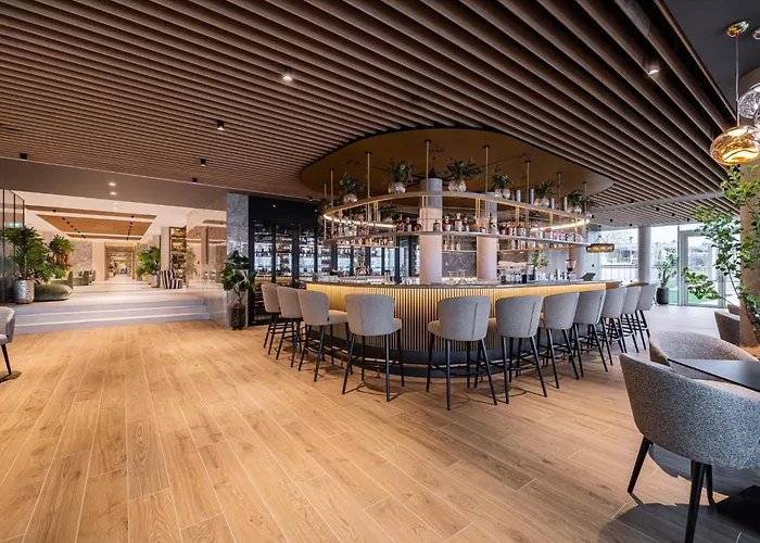 BIRGÉS HOTEL Lifestyle&View