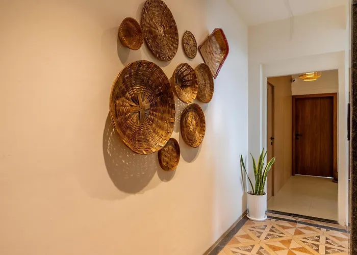 Liveaway Pune, Viman Nagar By Pack