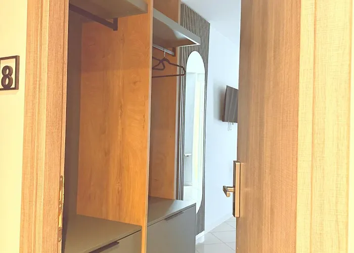 S S Sophie'S Suites