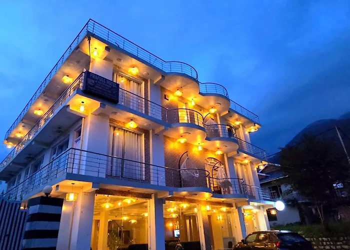 Prafull Hotel & Restaurant