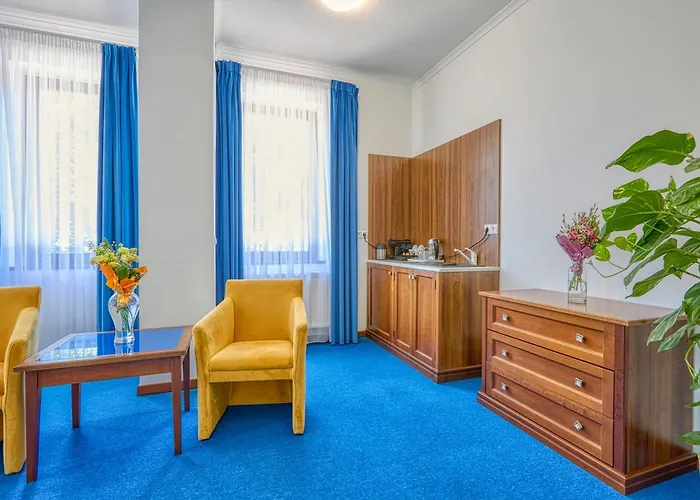 Bassiana Hotel Es Etterem