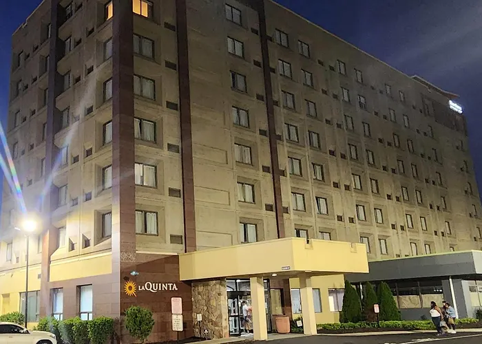 La Quinta By Wyndham New Haven