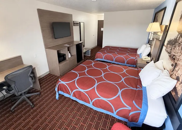 Super 8 By Wyndham Wisconsin Dells