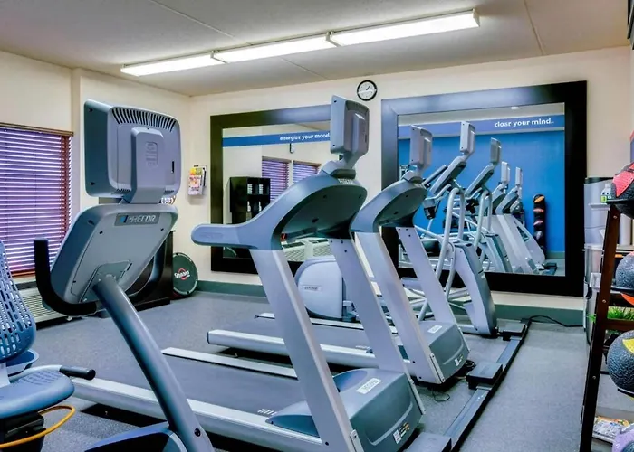Pittsburgh Airport Inn And Suites Coraopolis