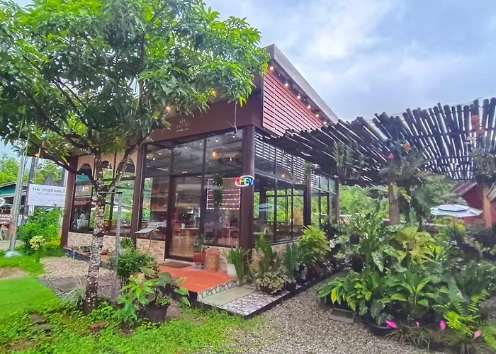 Khao Sok Country Resort