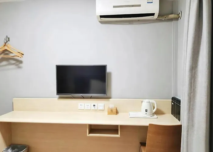 7 Days Inn Xi'An Changying Road Hujiamiao Metro Station