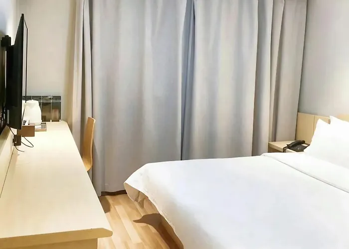 7 Days Inn Xi'An Changying Road Hujiamiao Metro Station
