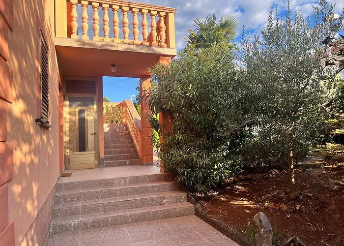 Apartments Irini