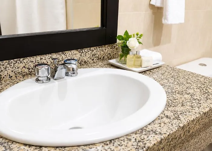 Gran Hotel Ccp Suites