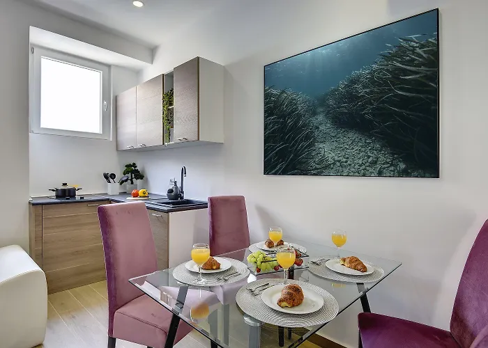 D&A Central Luxury Apartments With Free Parking