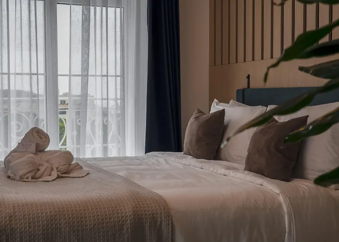 Townhouse17 Boutique Bed & Breakfast