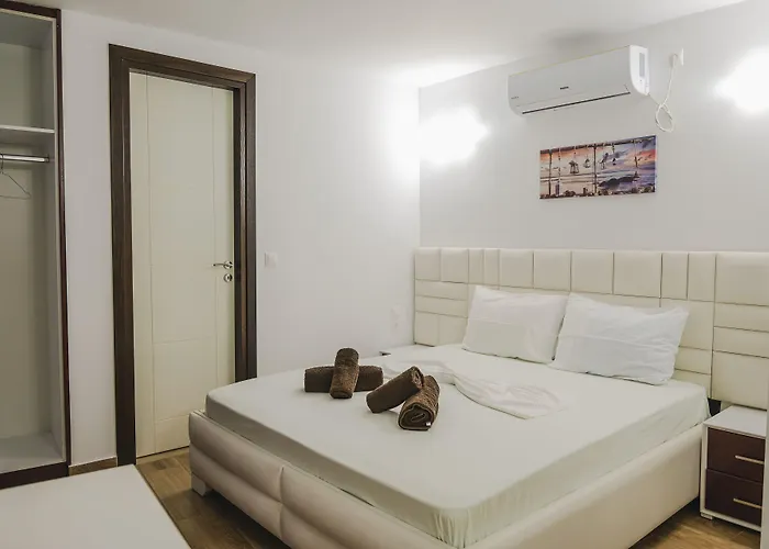 Fori'S Rooms