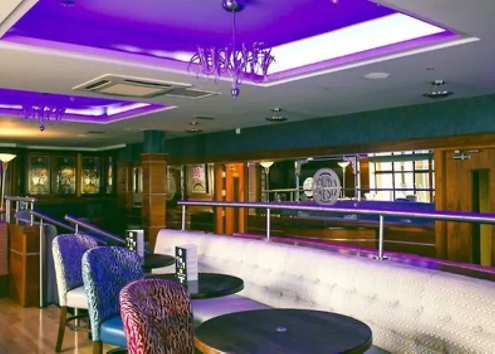 Allingham Arms Hotel