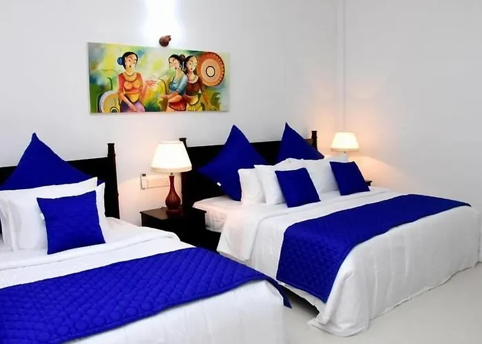 Blue Spring Hotel Wadduwa