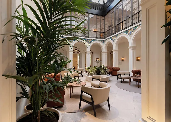 H10 Palacio Colomera