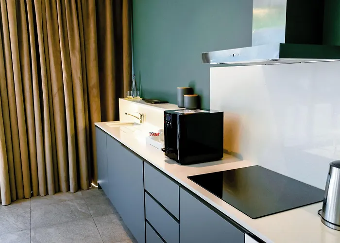 Home Suite Hotels Rosebank