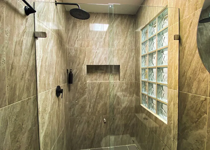 Maidy Luxury Hotel