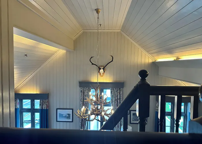 Hofslund Fjord Hotel