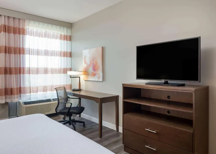 La Quinta By Wyndham Greensboro Airport High Point