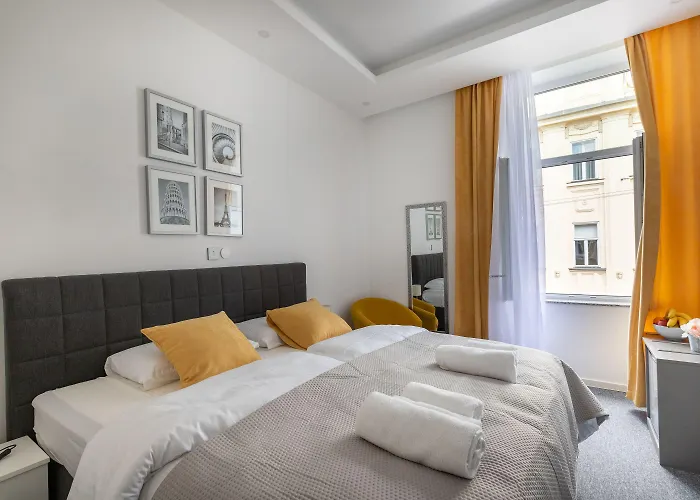 Tesla Boutique Apartments & Rooms