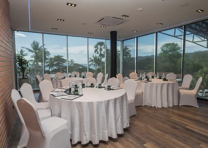 Hotel Clover Patong Phuket