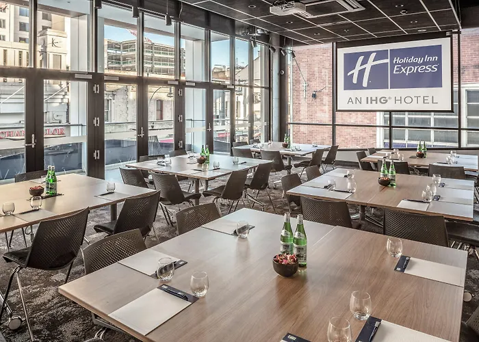 Holiday Inn Express Adelaide City Centre By Ihg