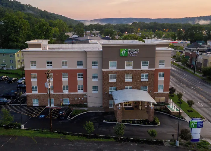 Holiday Inn Express & Suites Ithaca By Ihg