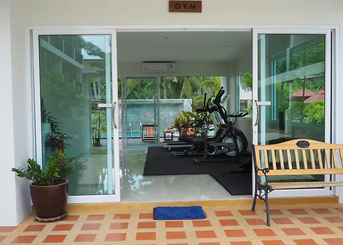 Crystal Lamai Hotel