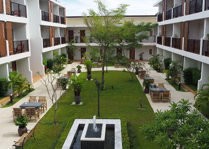 Crystal Lamai Hotel