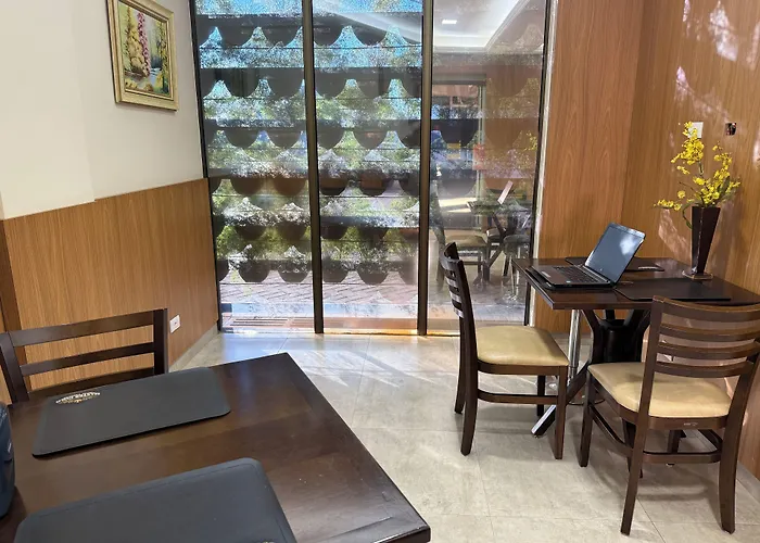 Master Gold Hotel Express