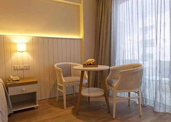 Sunrise Gardens Aparthotel
