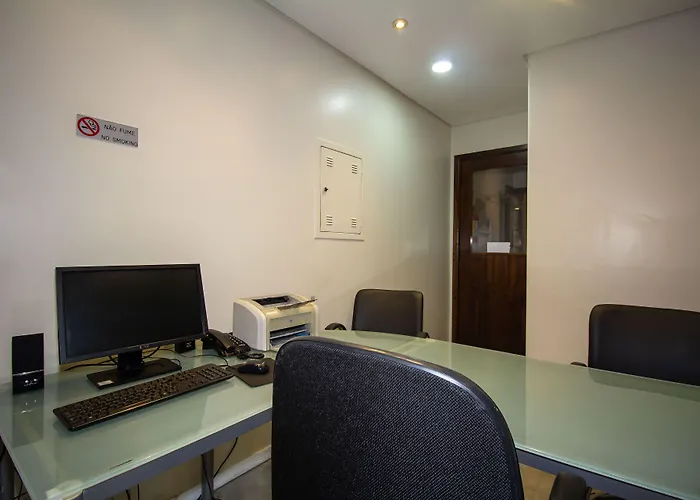 Trevi Hotel E Business