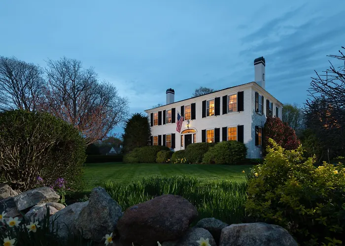 Candleberry Inn On Cape Cod