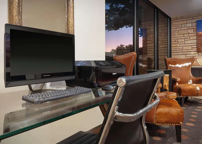 Best Western Red Hills