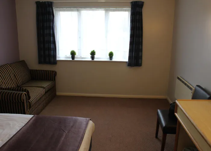 Redwings Lodge Baldock