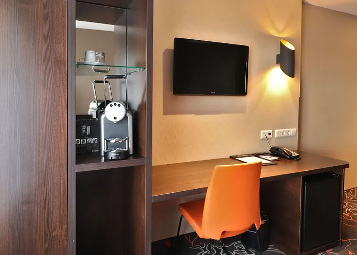 XO Hotels Park West