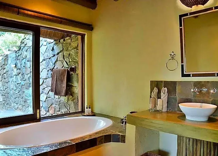 Motswiri Private Safari Lodge