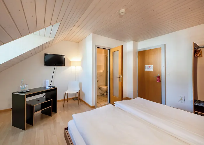 Bären Self Check-in Hotel