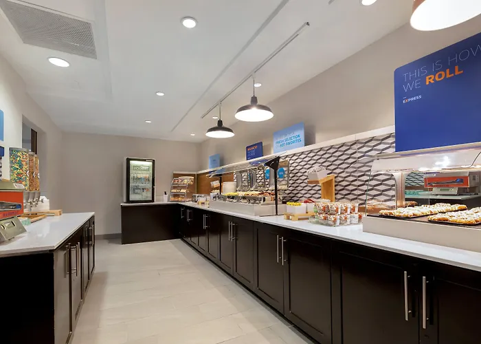 Holiday Inn Express & Suites - Kansas City Ku Medical Center By Ihg