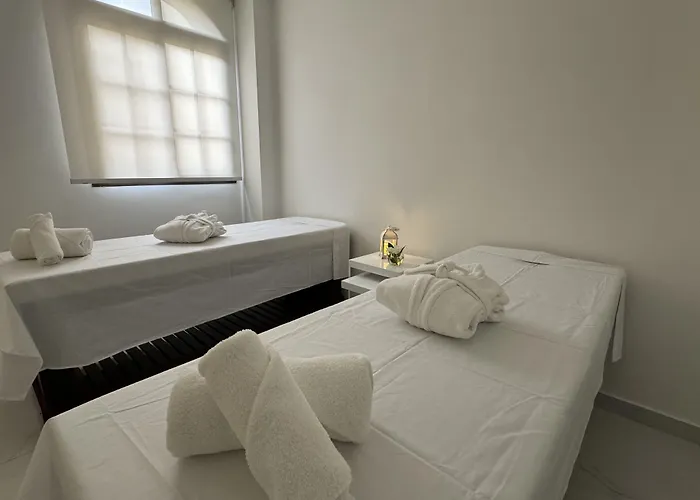 Guemes Hotel & Spa