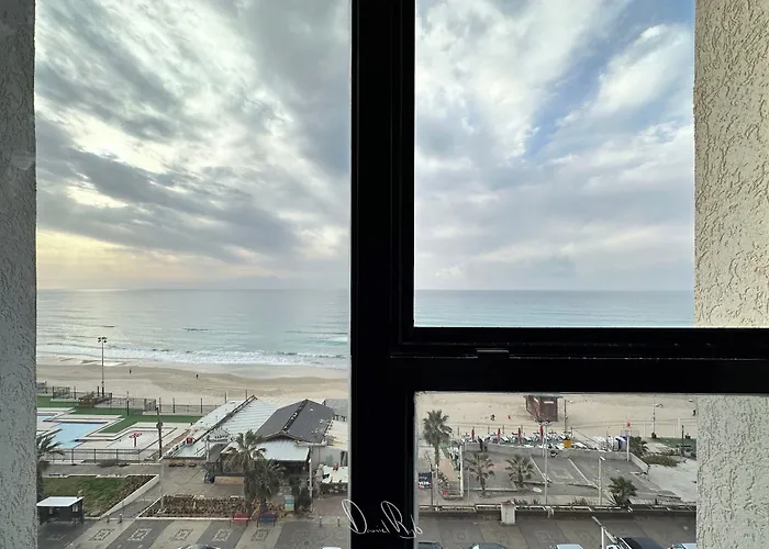 Roxon Sea Sand Bat Yam