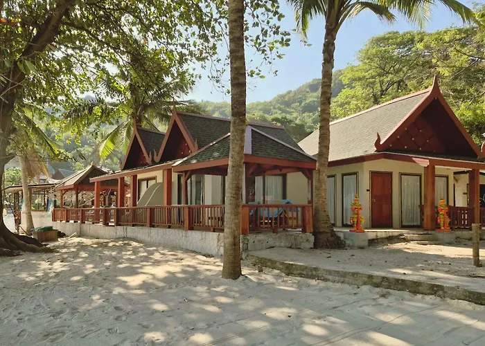 Crystal Bay Yacht Club Beach Resort