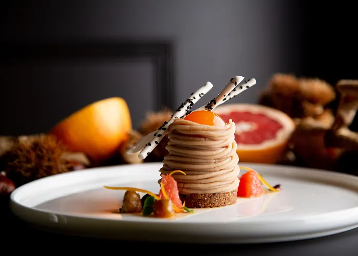 Hotel Le Lion D'Or Et Restaurant La Table Du Lion