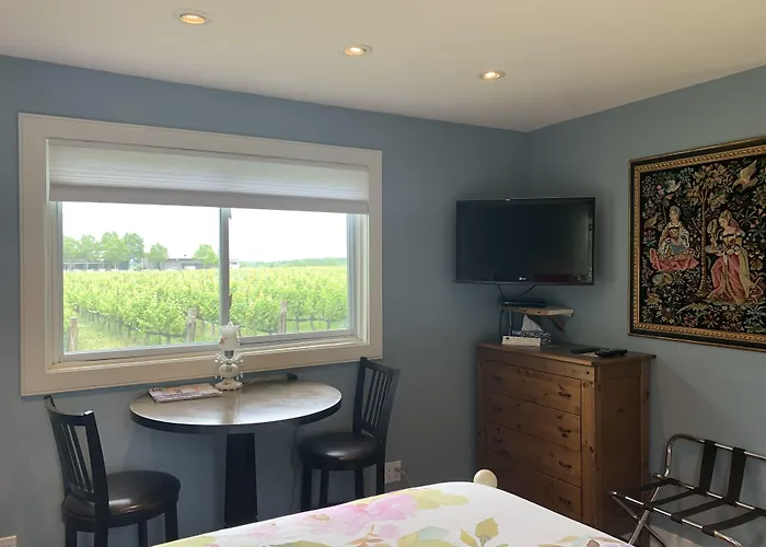 Green Oaks B&B