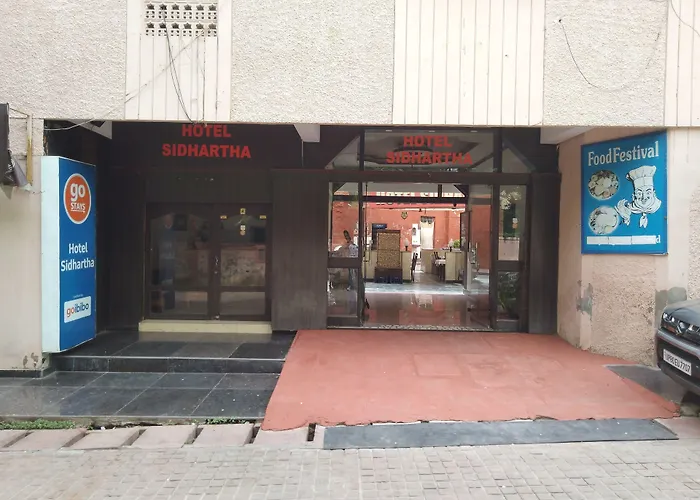 Hotel Sidhartha Walking Distance From Tajmahal