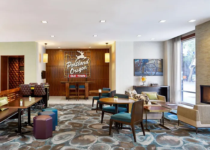 Courtyard By Marriott Portland City Center