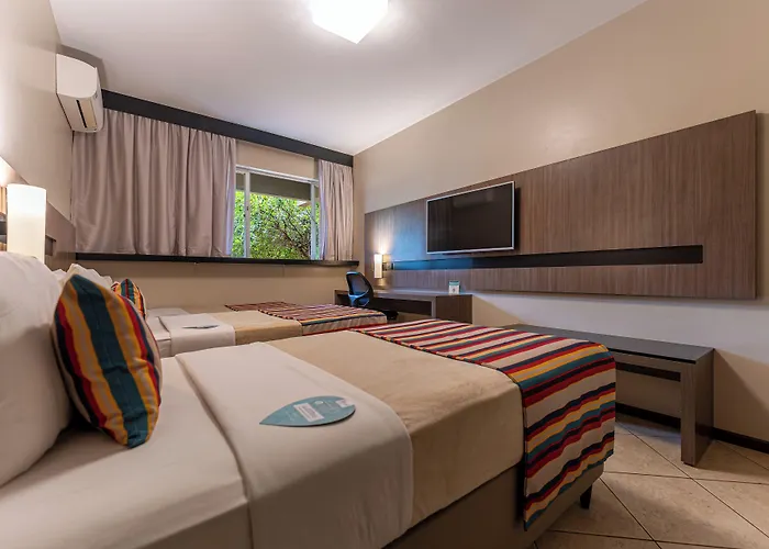 Hotel Deville Express Guaira