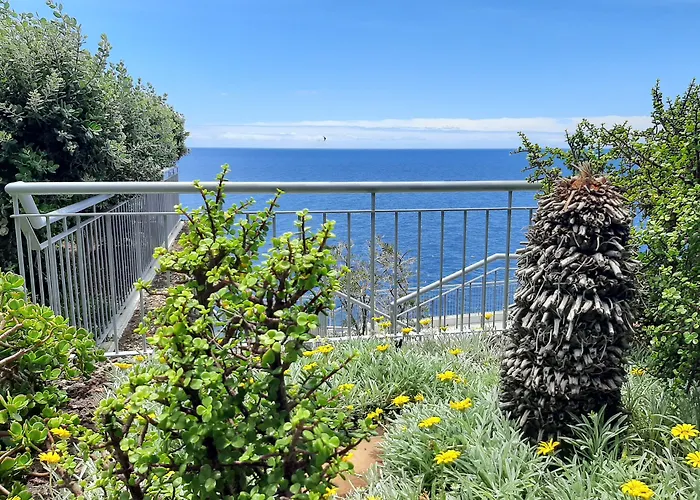 Hotel Roca Mar