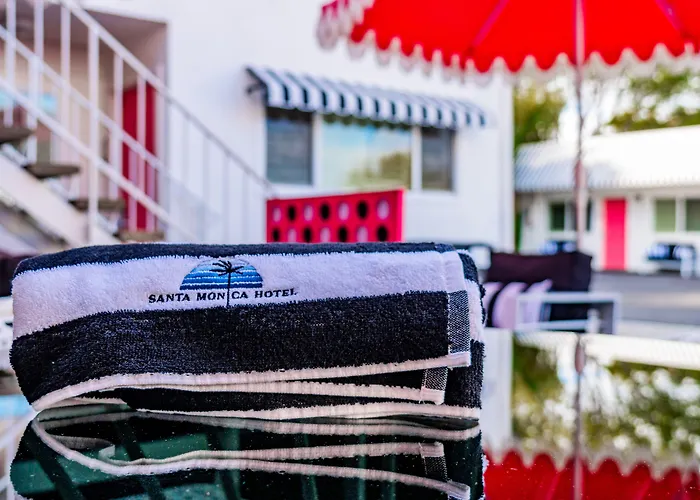 Santa Monica Hotel