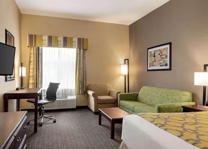 Baymont By Wyndham Wichita Falls